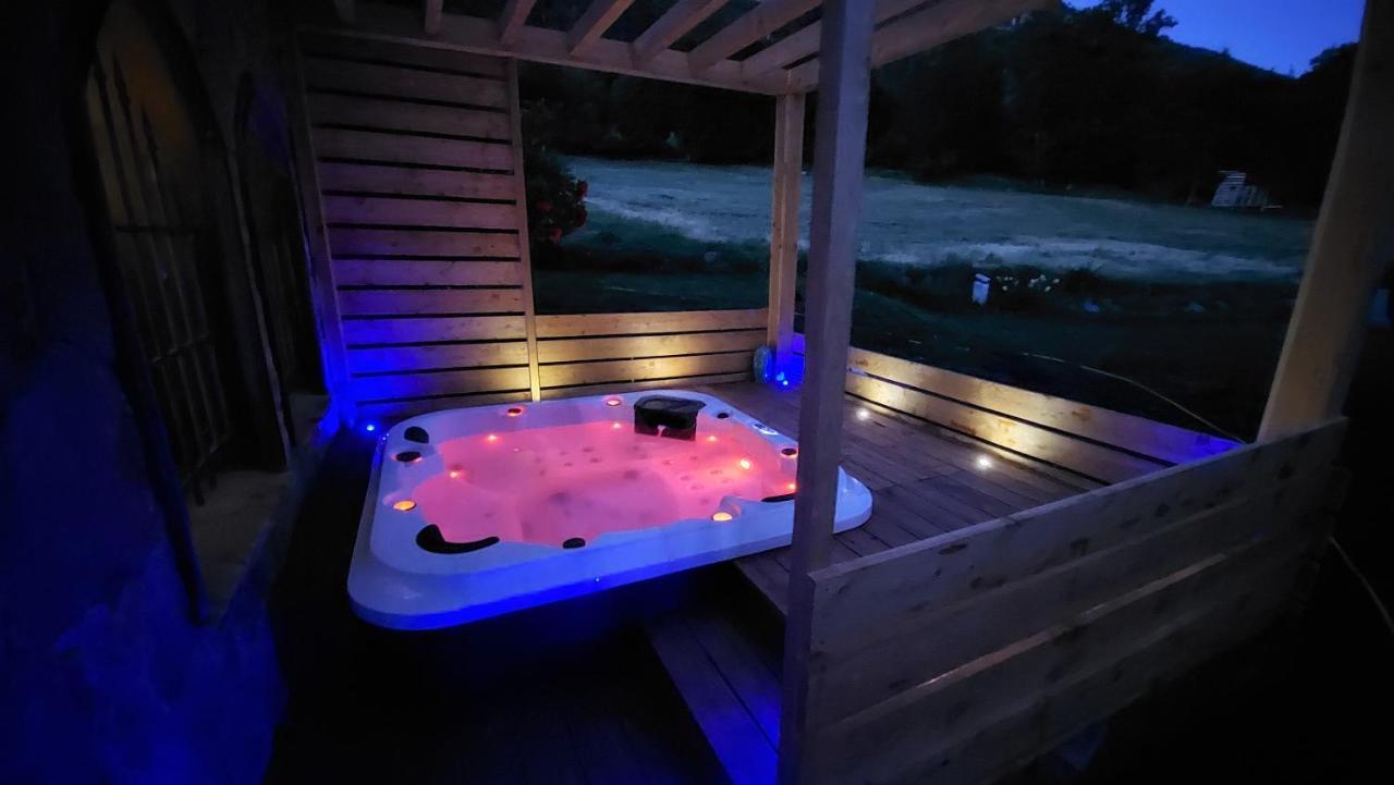 Chalet Serre Cambeou Piscine&Spa Saint-Chaffrey Dış mekan fotoğraf