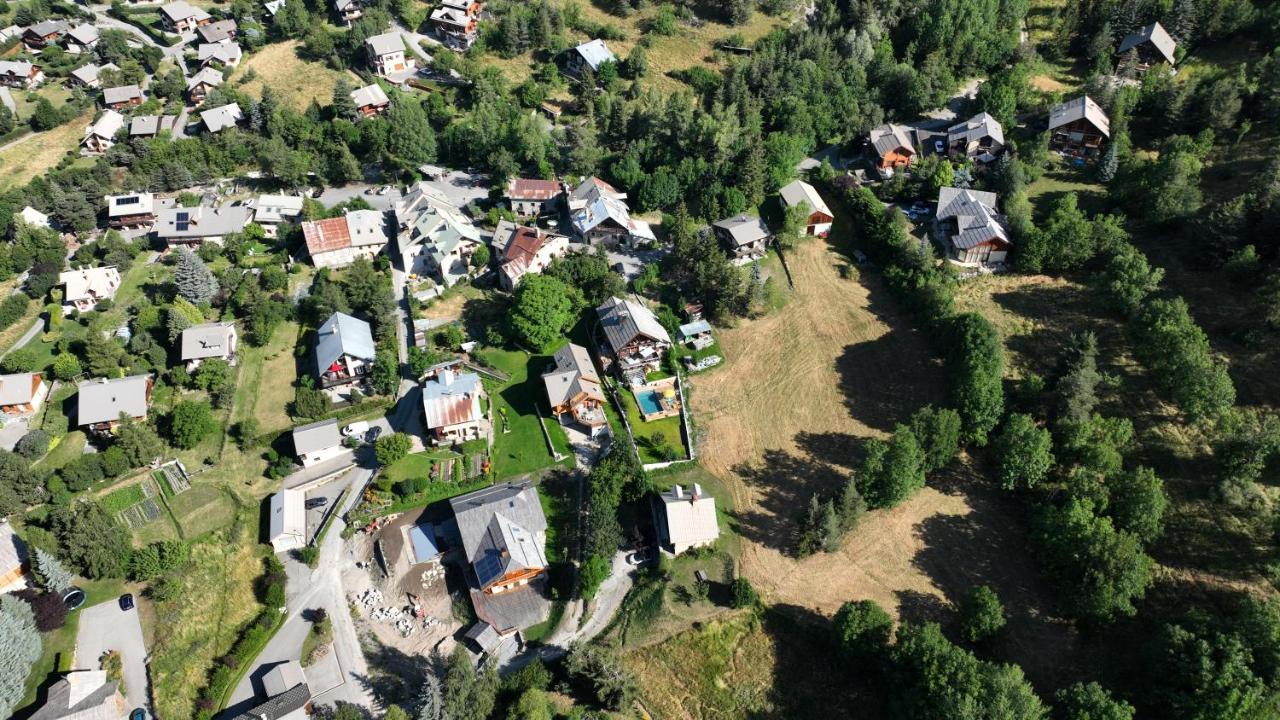 Chalet Serre Cambeou Piscine&Spa Saint-Chaffrey Dış mekan fotoğraf